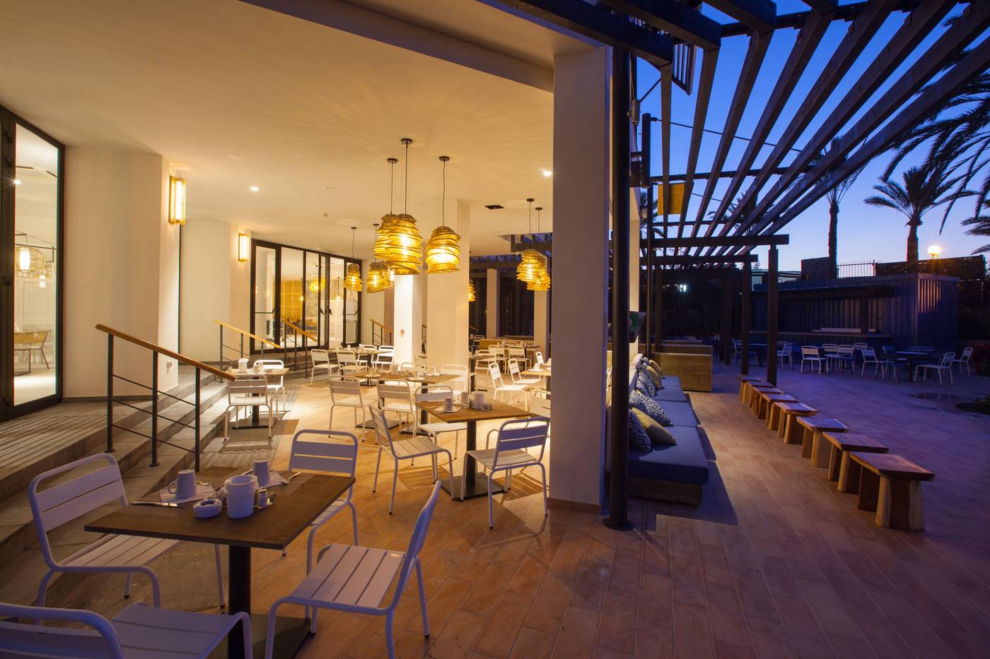 Corallium-Dunamar-by-Lopesan-Hotels-Restaurant-33