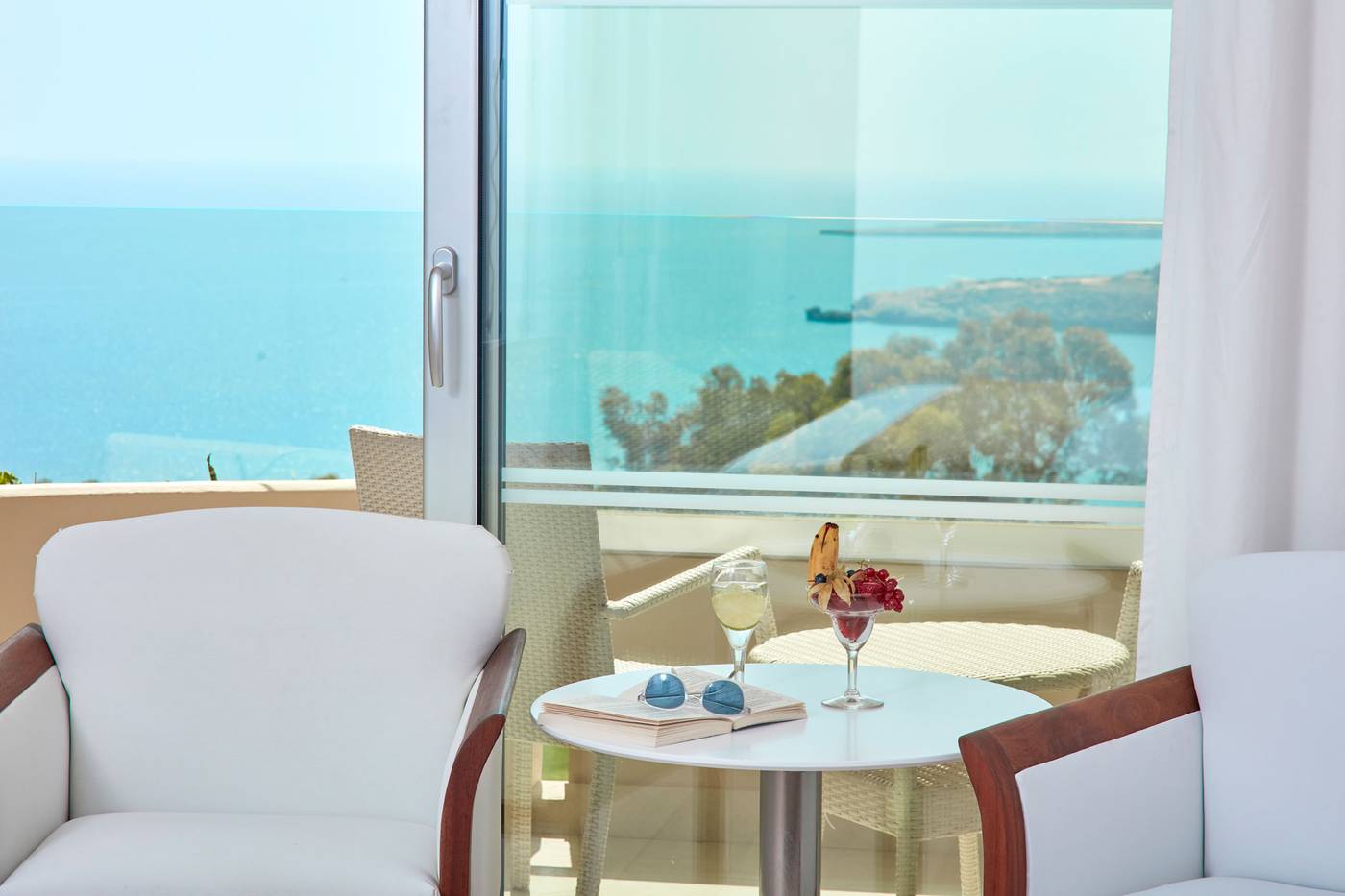 Grecian-Park-Hotel-Room-64