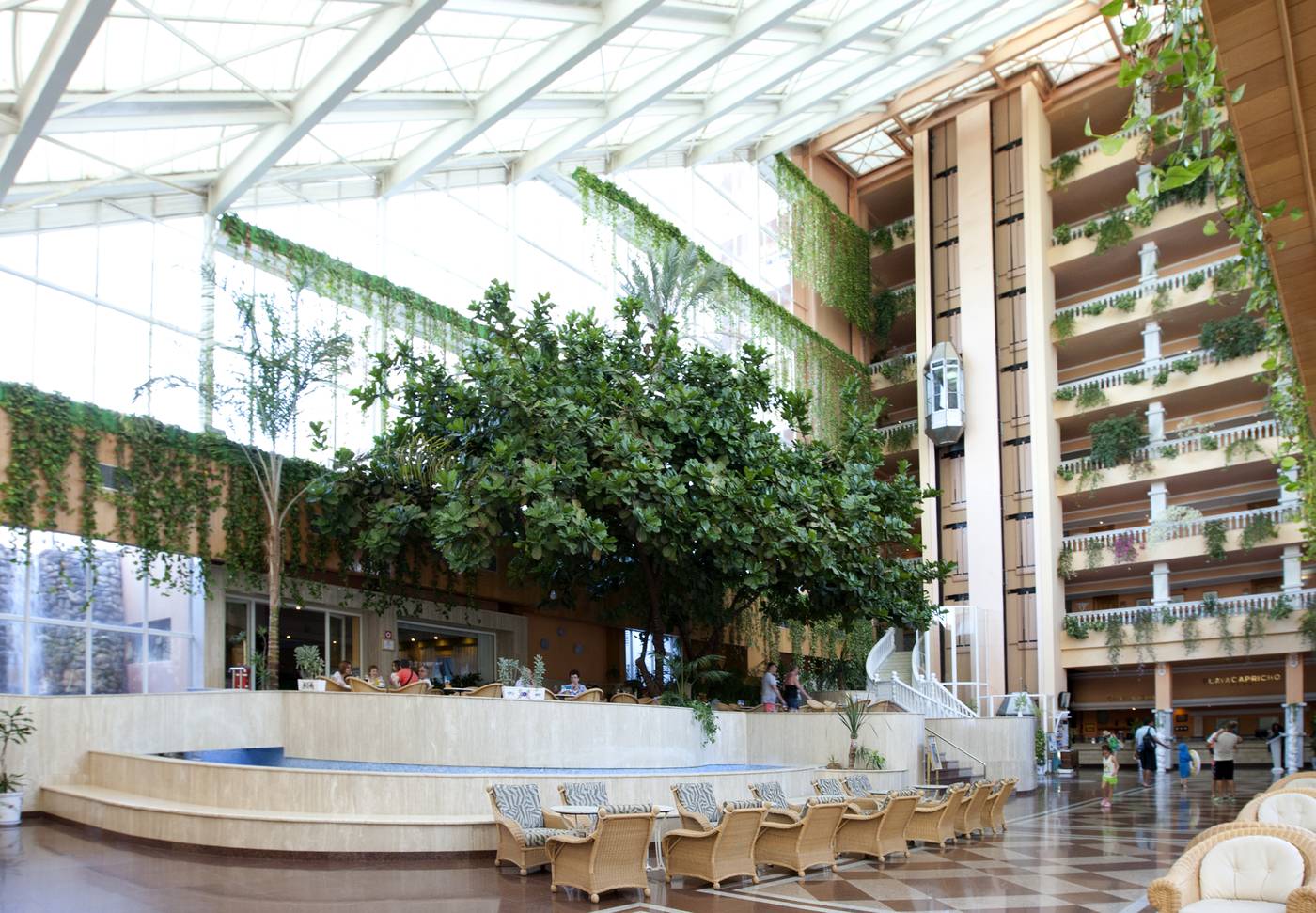 Playacapricho-Lobby-56