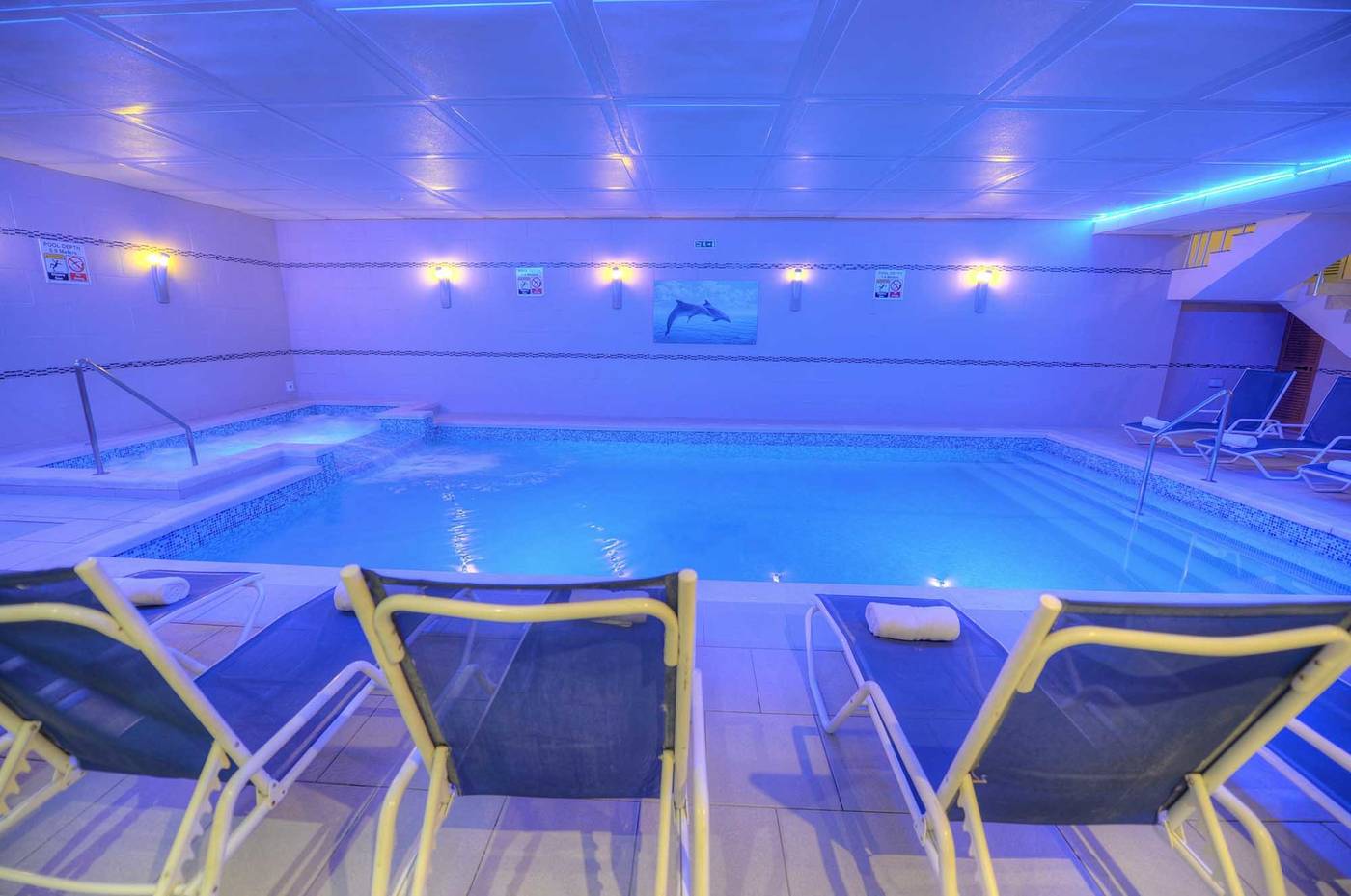 Alexandra-Hotel-Pool-43