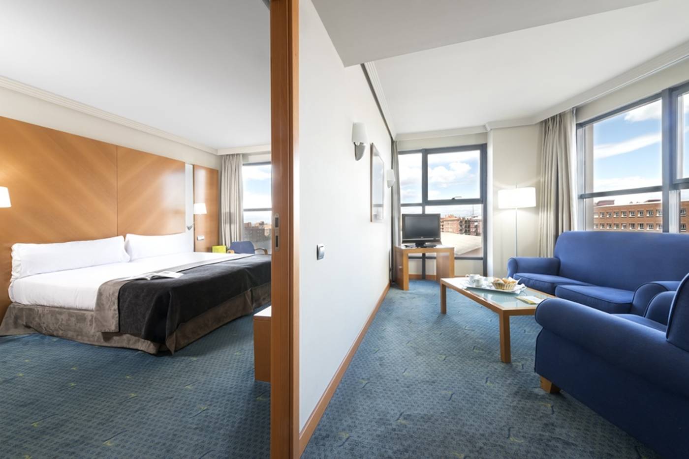 Exe-Plaza-General-view-18