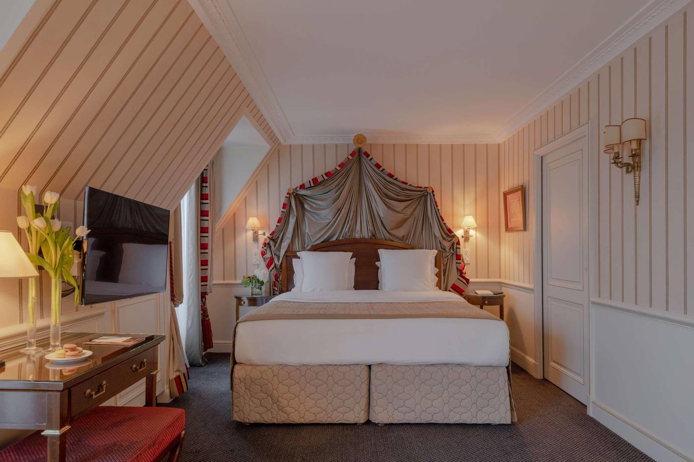 H----tel-Napol----on-Paris-Room-43