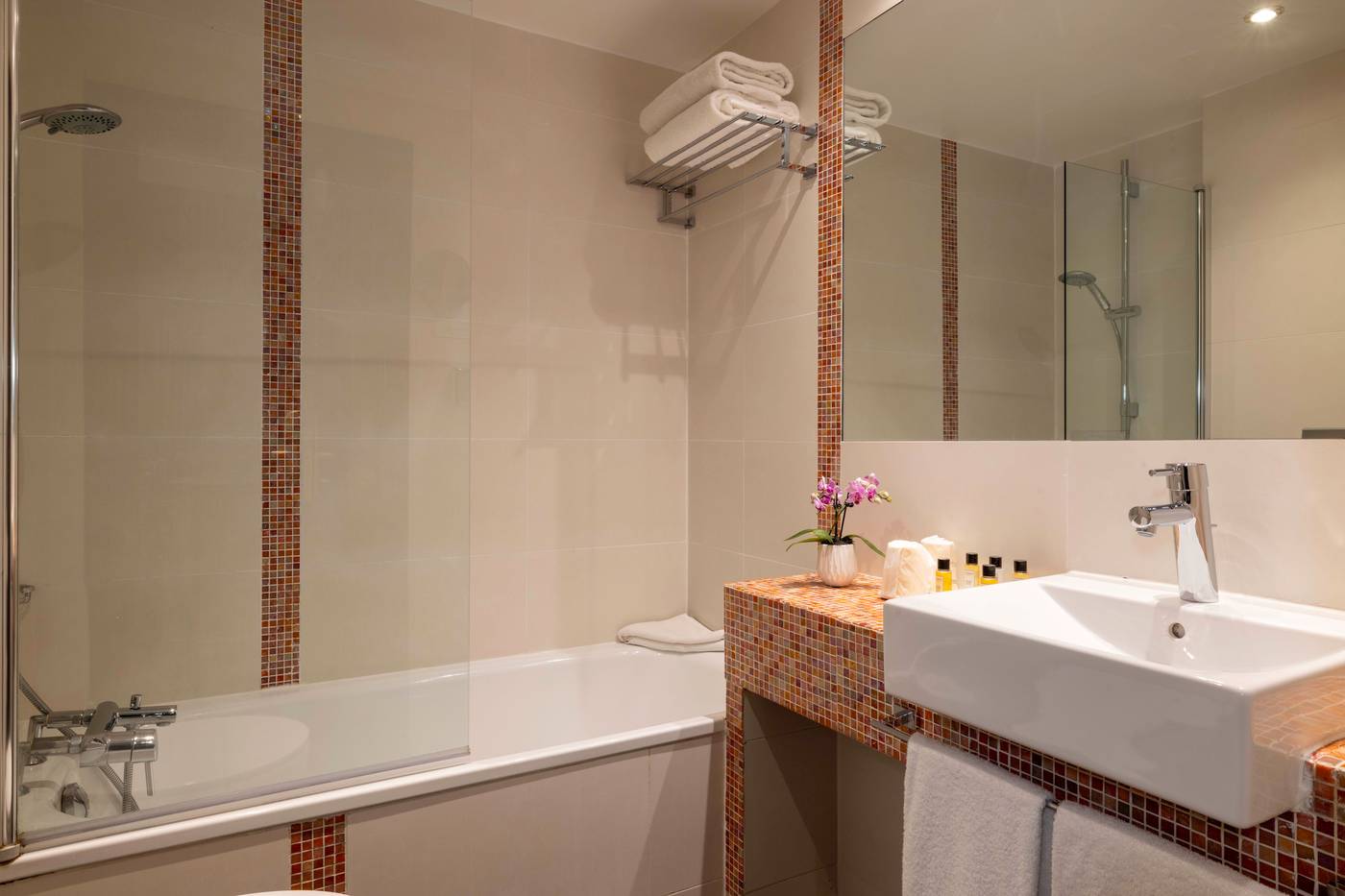 Park-Lane-Paris-Room-48