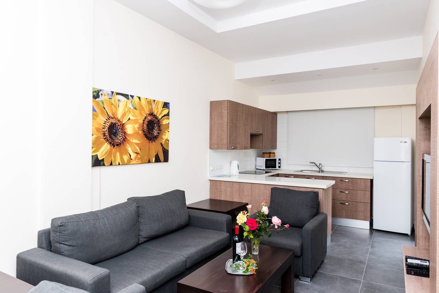 Helios-Bay-Room-34