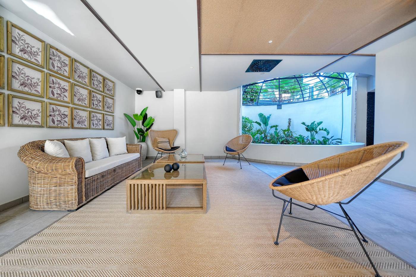 Hovima-Suites-Costa-Adeje-Lobby-68