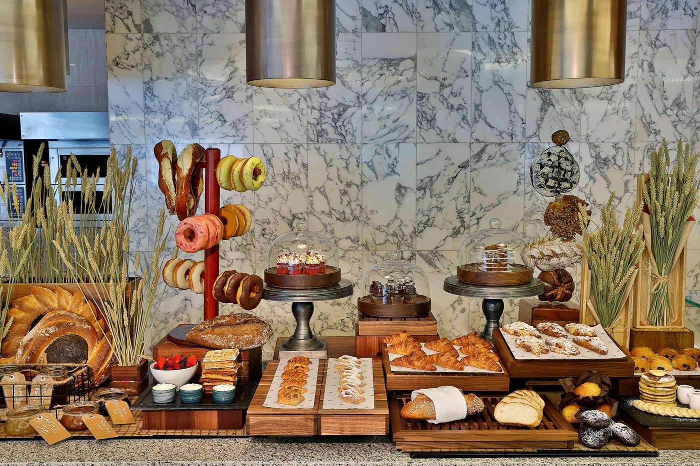 Waldorf-Astoria-Dubai-Palm-Jumeirah-Restaurant-46