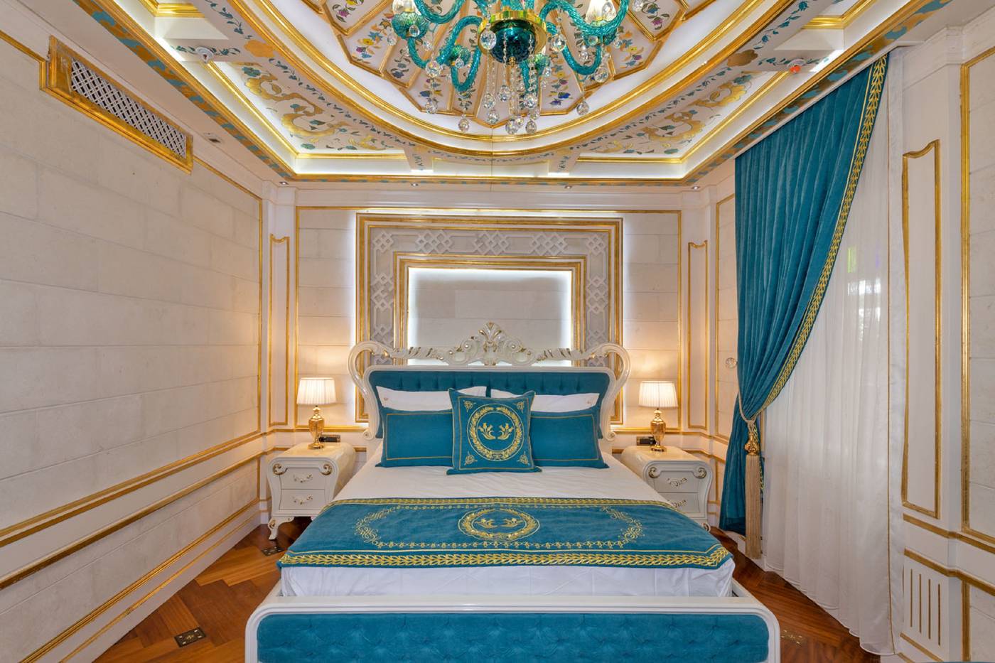 Seven-Hills-Palace---Spa-Room-29