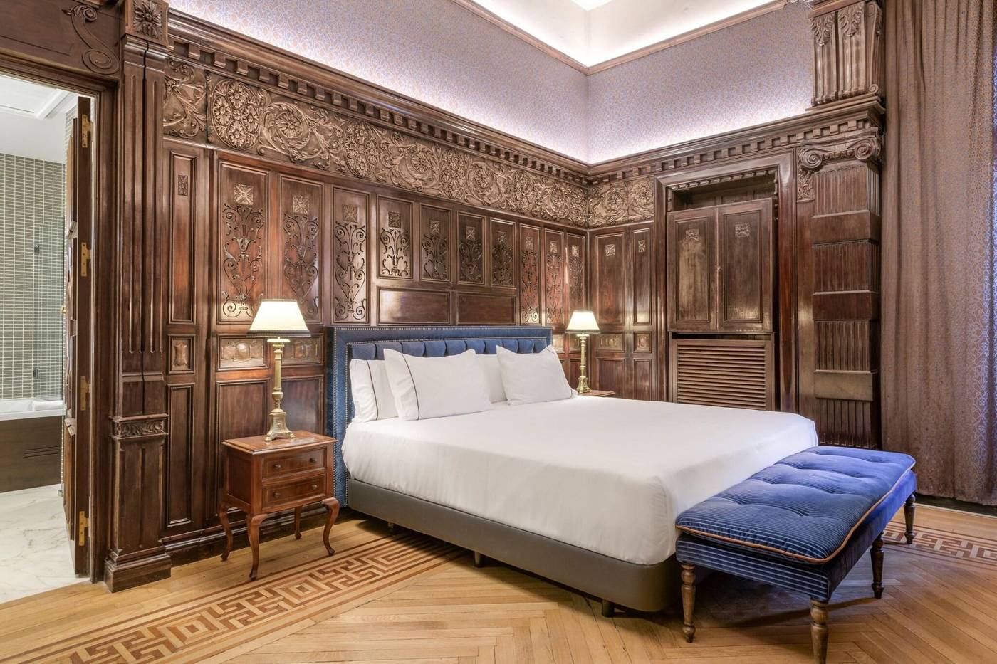 AC-Hotel-Palacio-del-Retiro-Autograph-Collection-Room-63