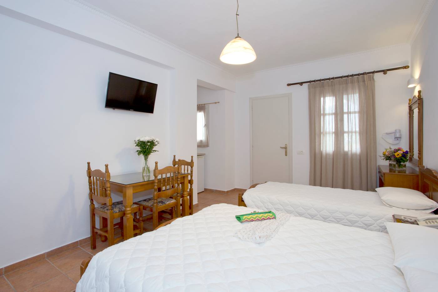 Alexandra-Aparthotel-Room-18