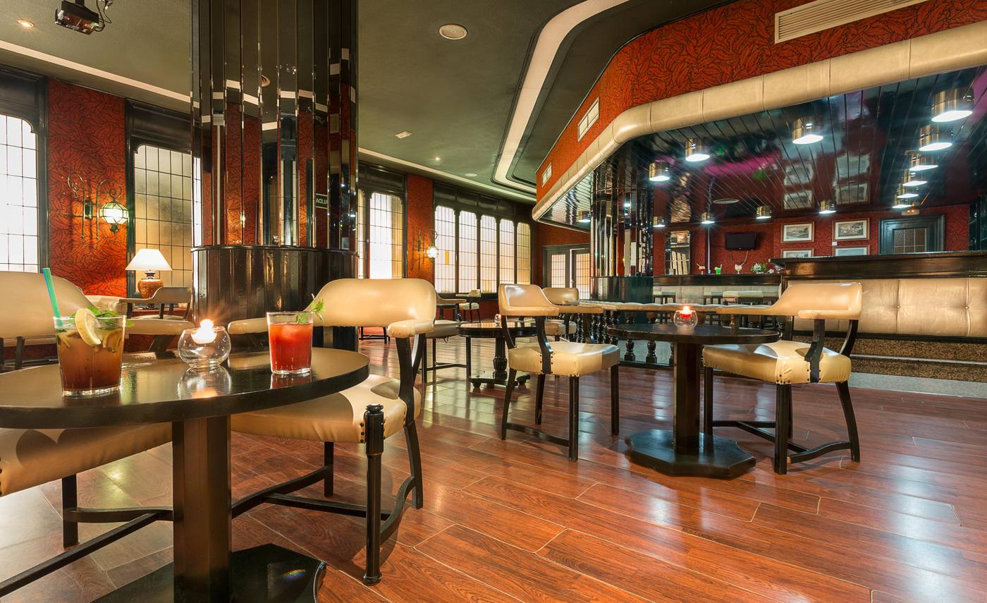 Hotel-Cavanna-Bar-37