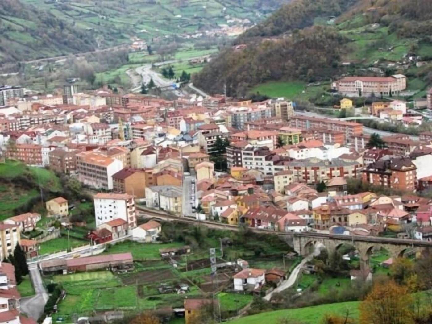 Hotel Ruta De La Plata De Asturias-Spain-POLA DE LENA-General view-4
