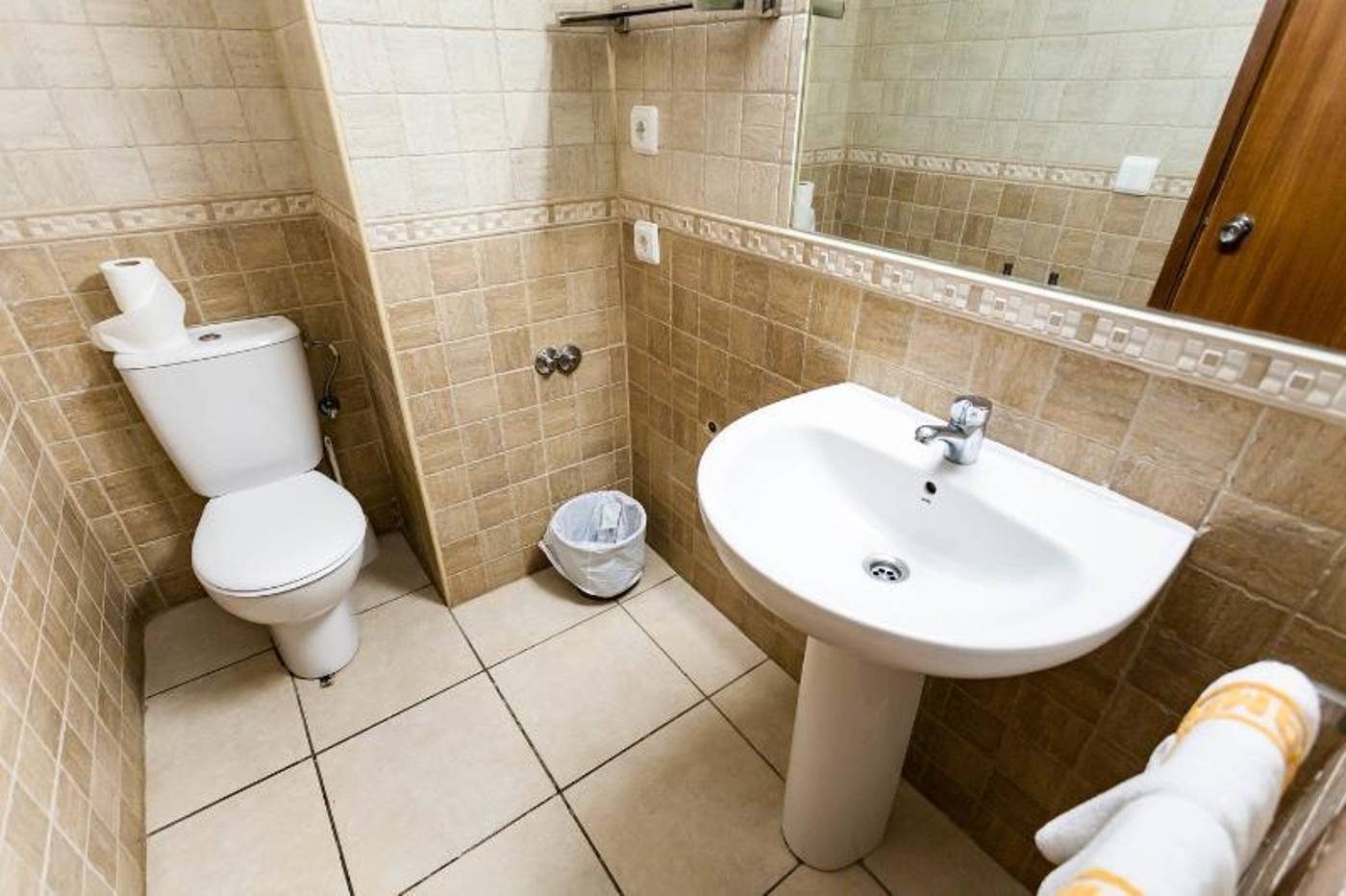 Apartamentos-Tramuntana-Room-24