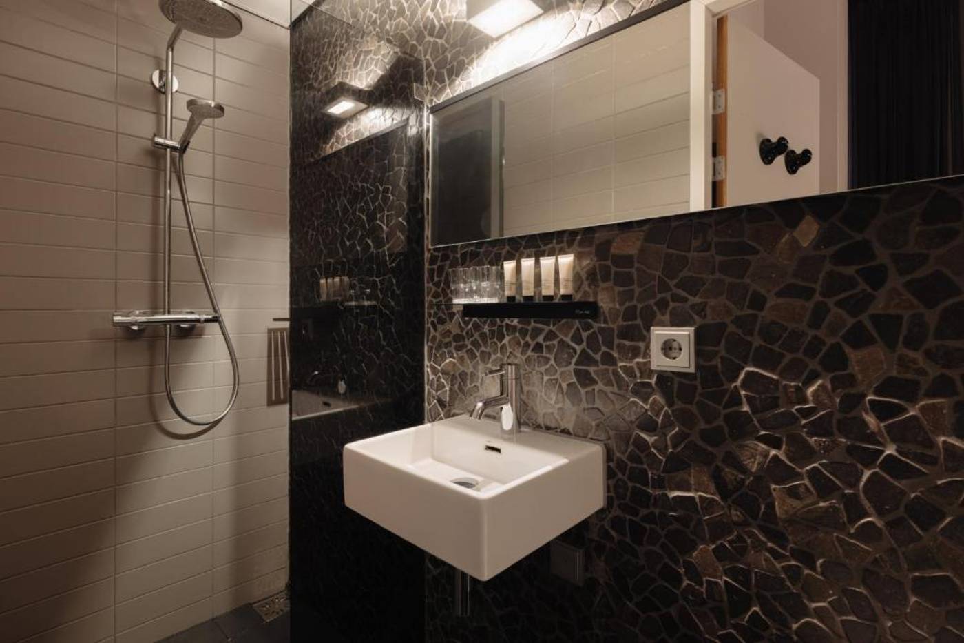 Hotel-V-Frederiksplein-Room-34