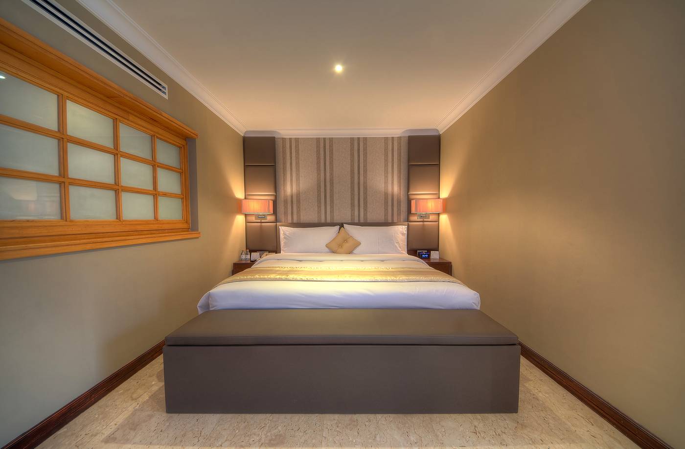 Dubai Marine Beach Resort and Spa