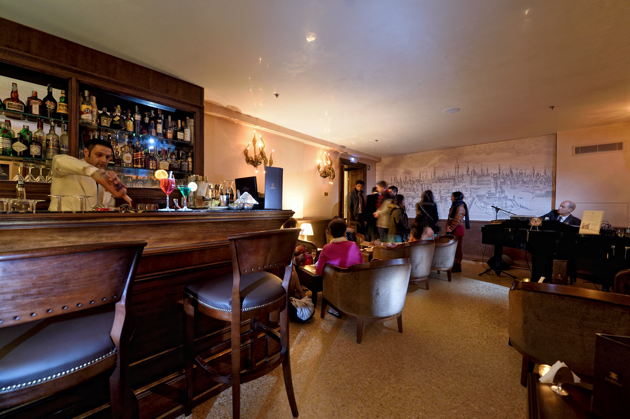 Ai-Reali-Hotel-Bar-13