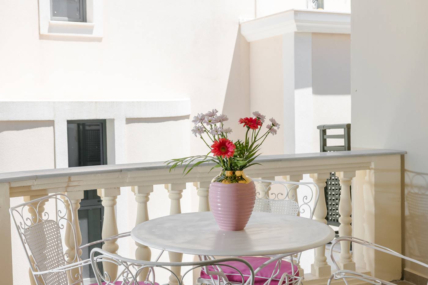 The-Alley-Hotel-Room-47