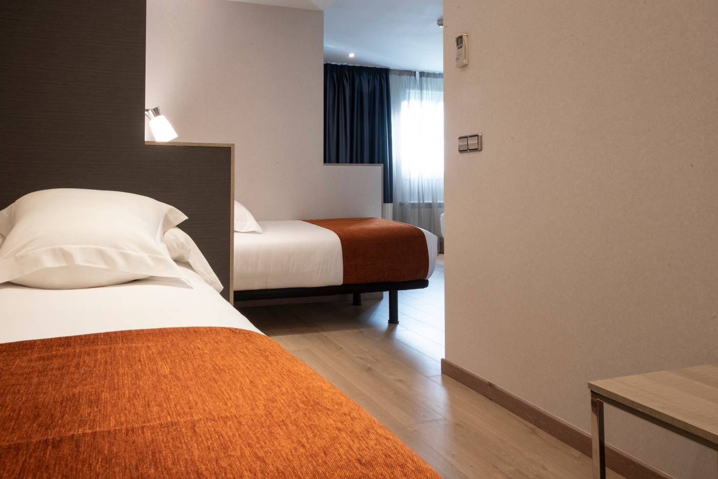 Avenida-Spain-A CORUÑA-Room-6