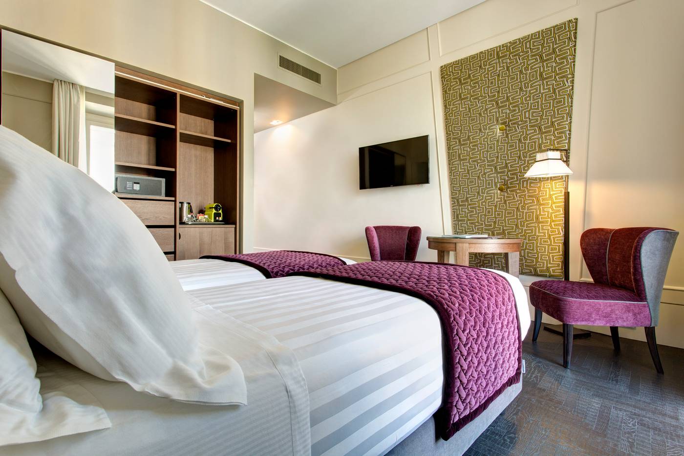 Mascagni-Luxury-Rooms-and-Suites-Room-5