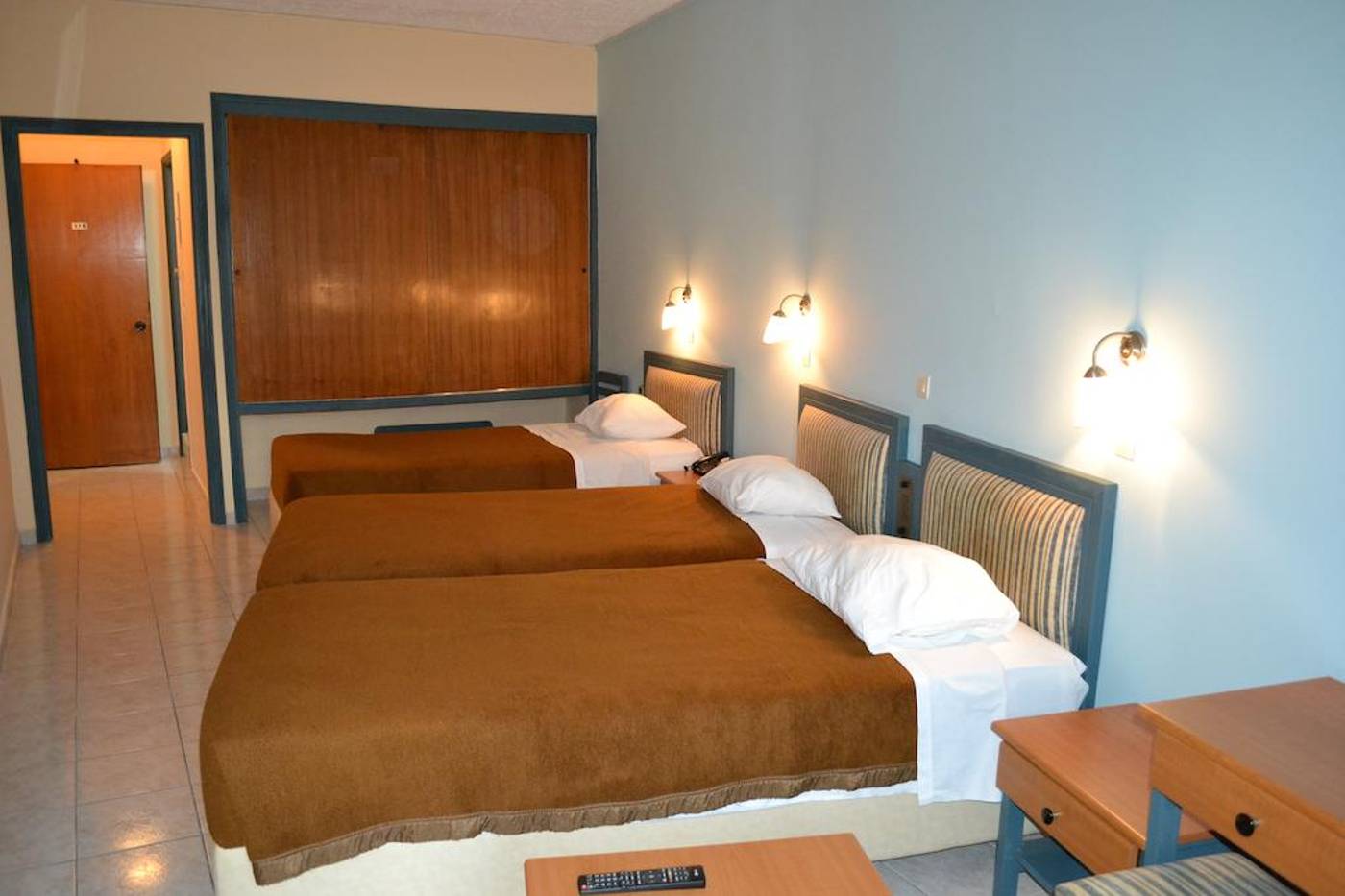 Astron-Room-13