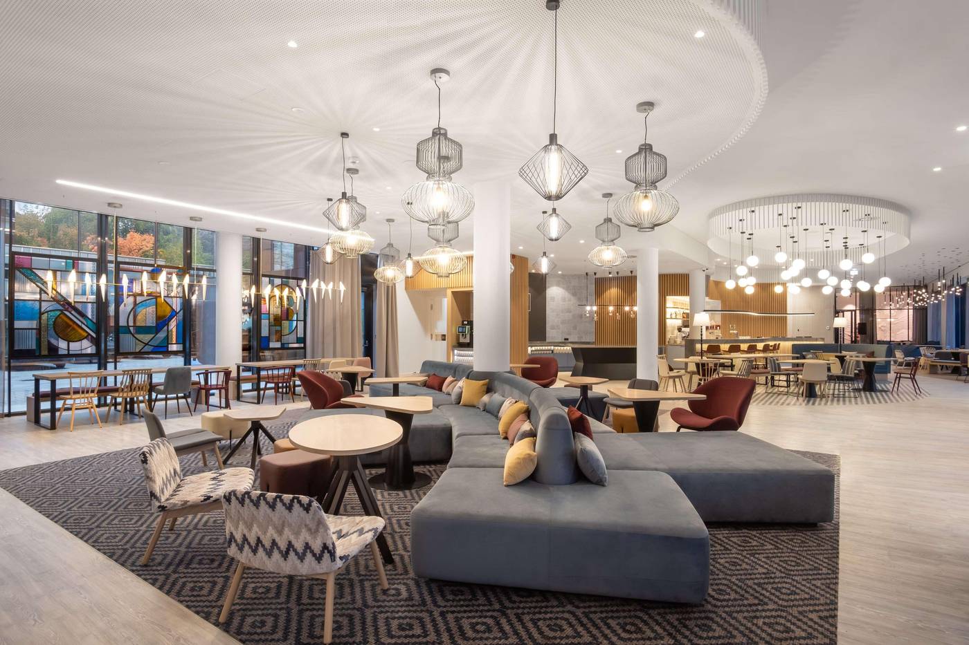 Hampton-By-Hilton-Tallinn-Lobby-11