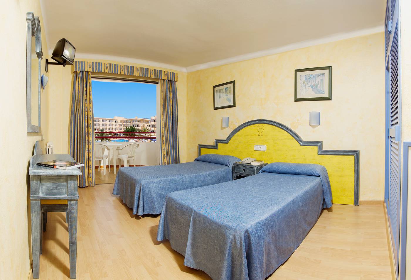 Coral Star Hotel & Apartments