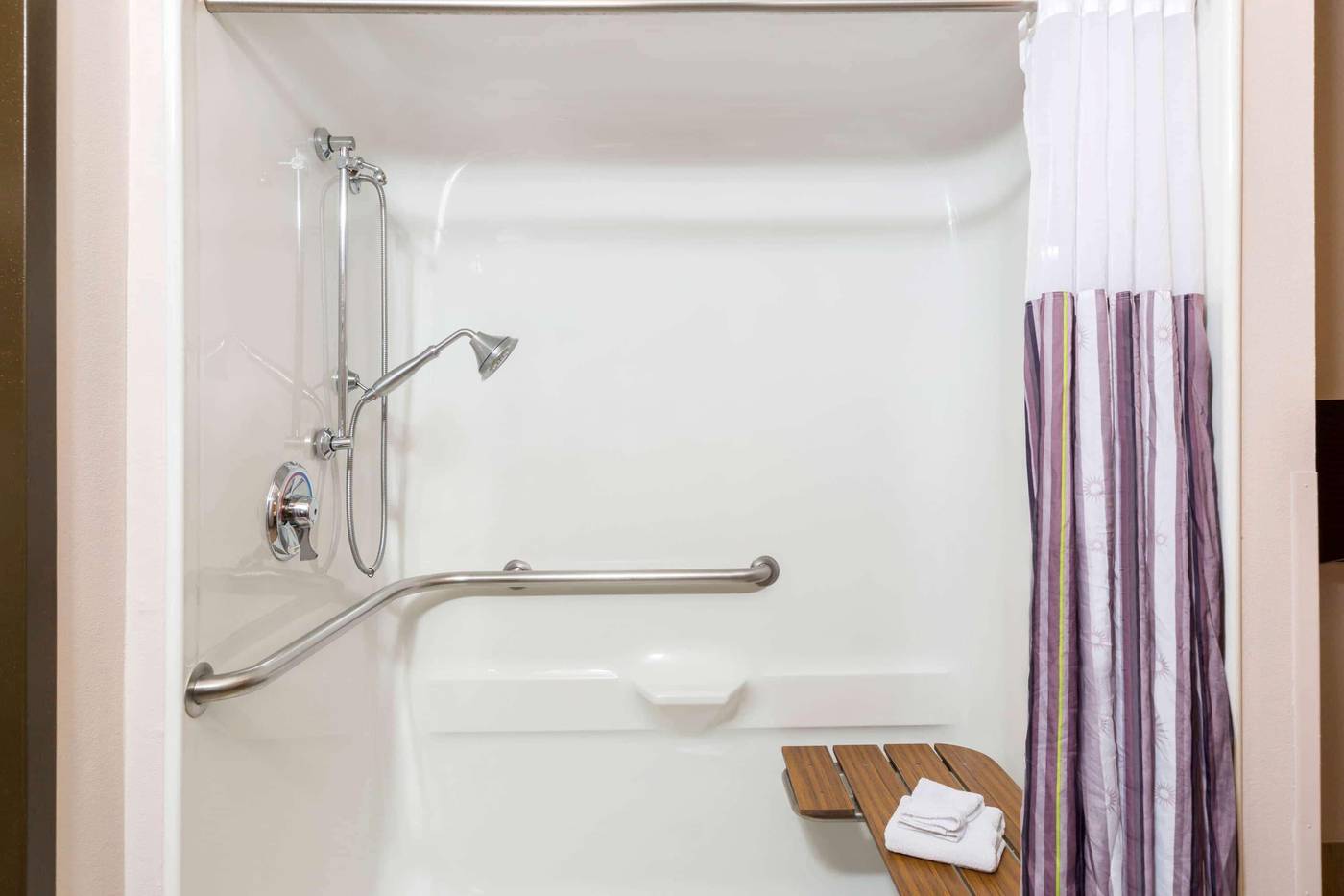 La Quinta Inn & Suites By Wyndham Goodlettsville --United States-Goodlettsville-Room-7