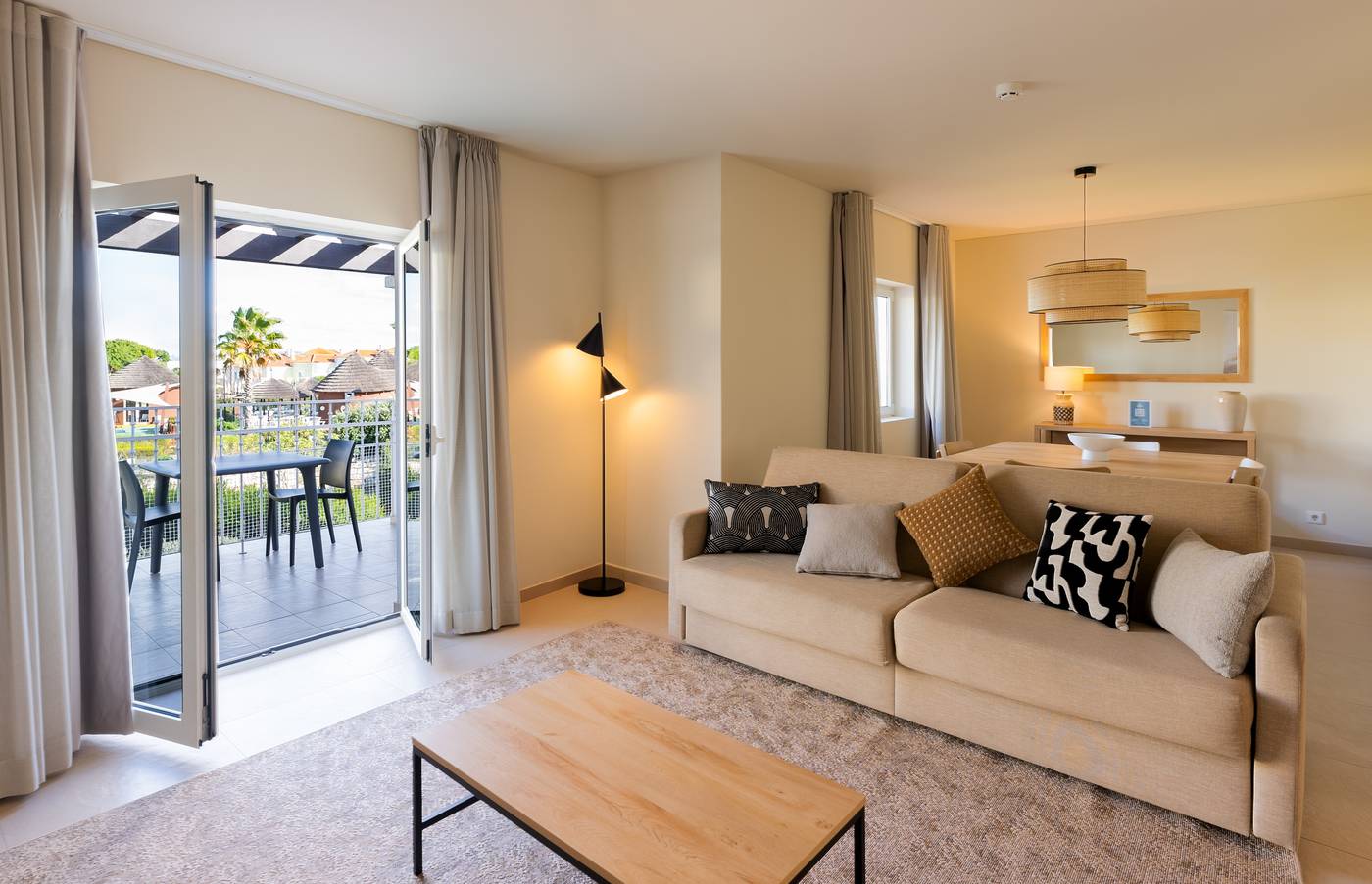 Eden-Villas-and-Apartments-Room-40