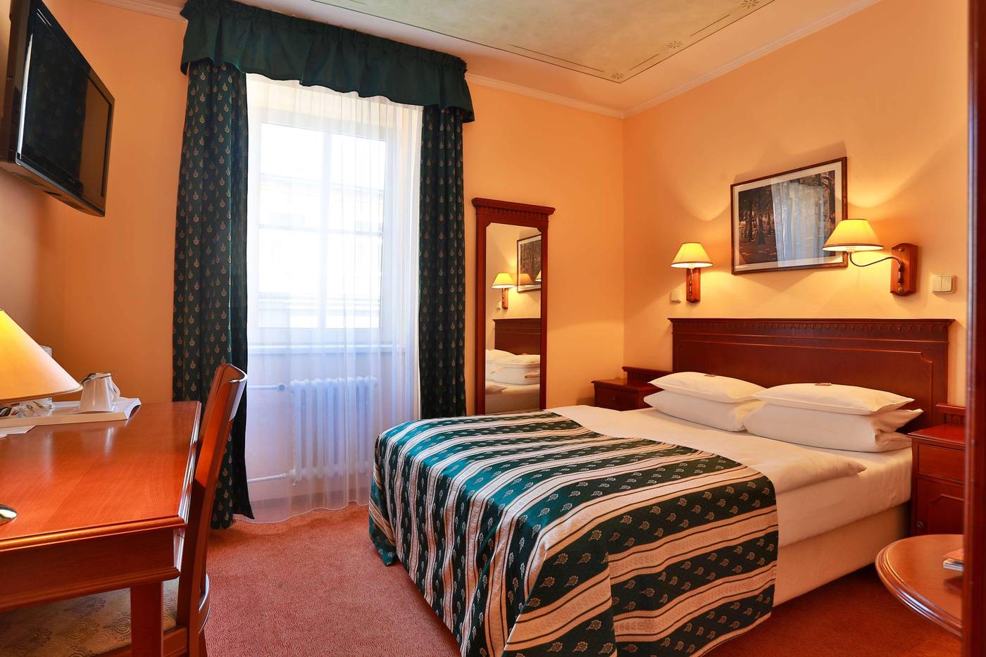 Hotel-Meteor-Plaza-Prague-Room-14