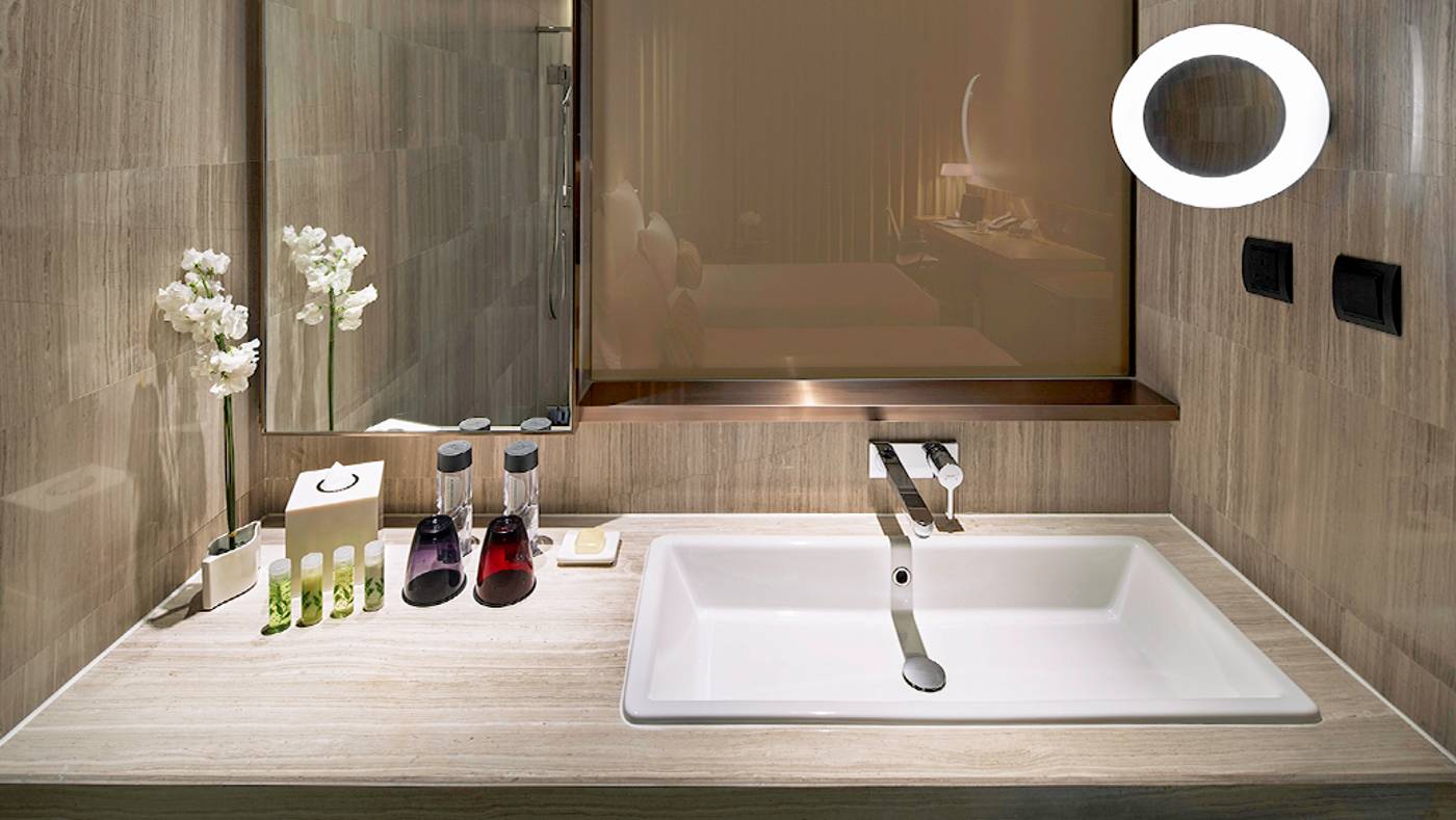 Nina-Hotel-Kowloon-East-Room-9