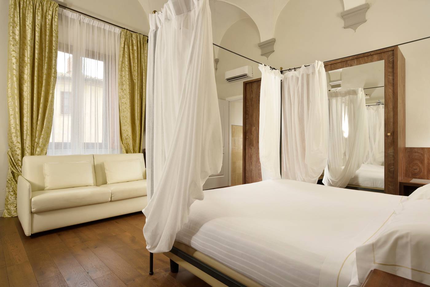 Villa-Sabolini-Room-24