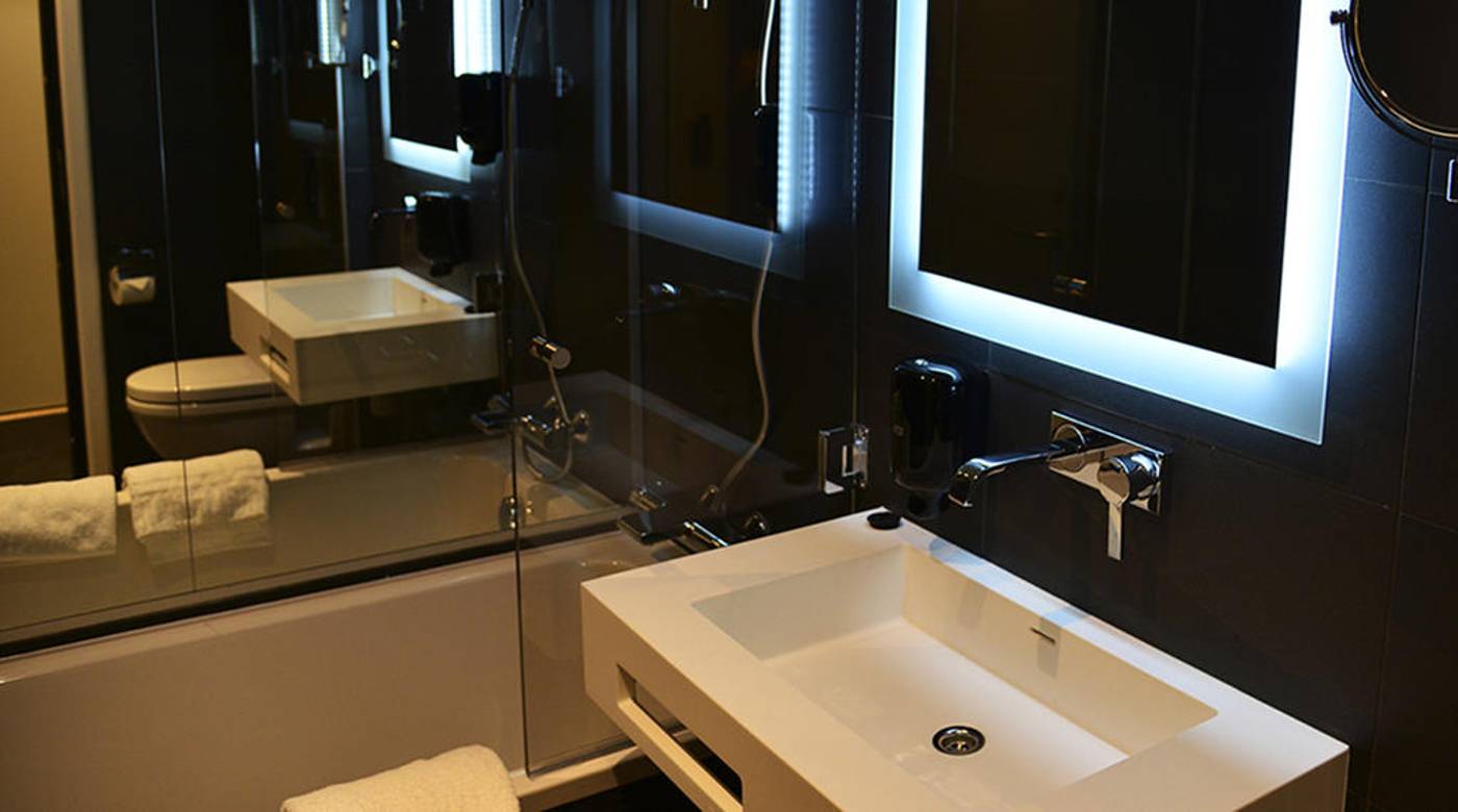 Hotel No13-Norway-Bergen-Room-10