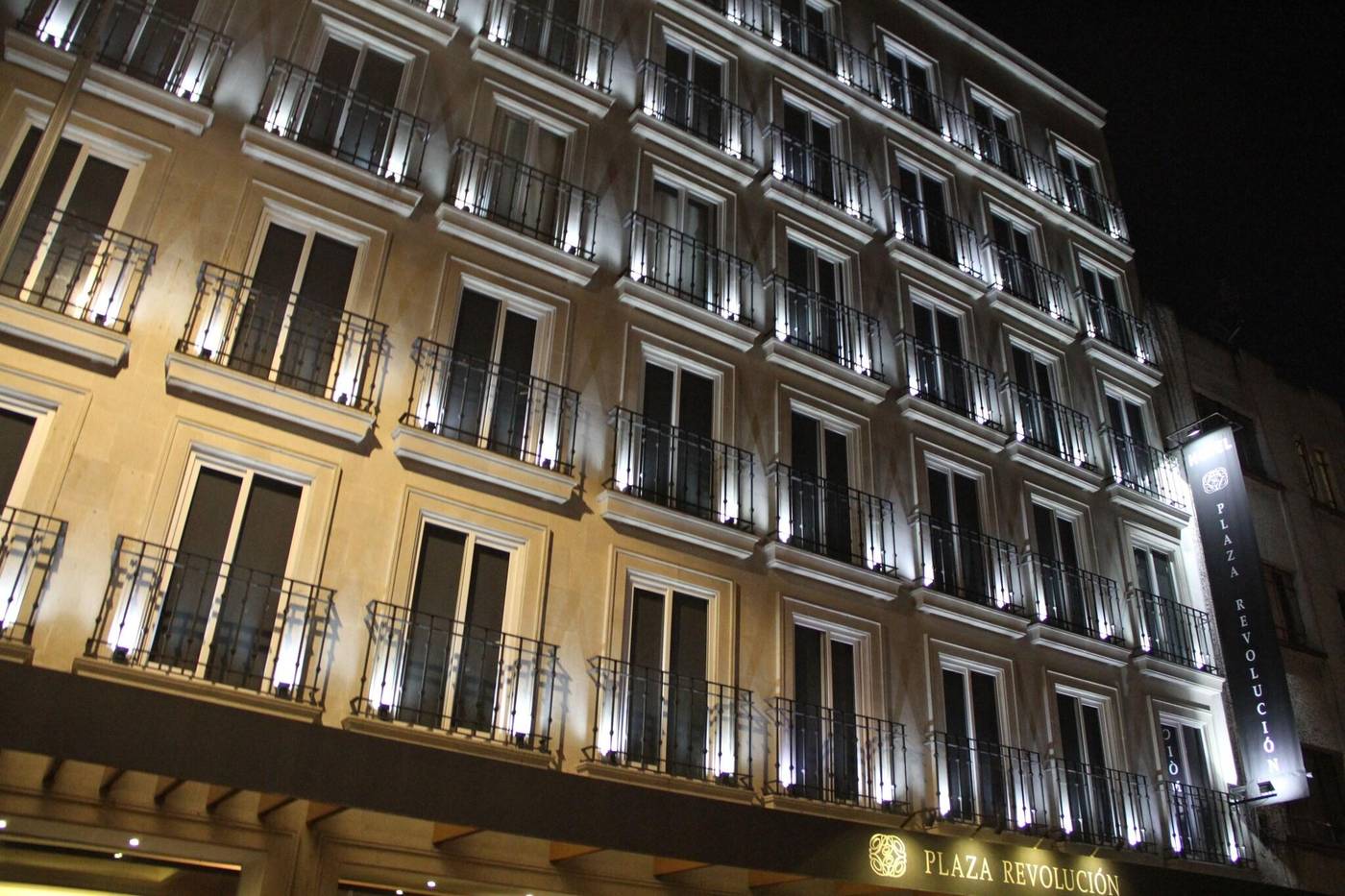 Plaza Revolucion-Mexico-Distrito Federal-General view-4