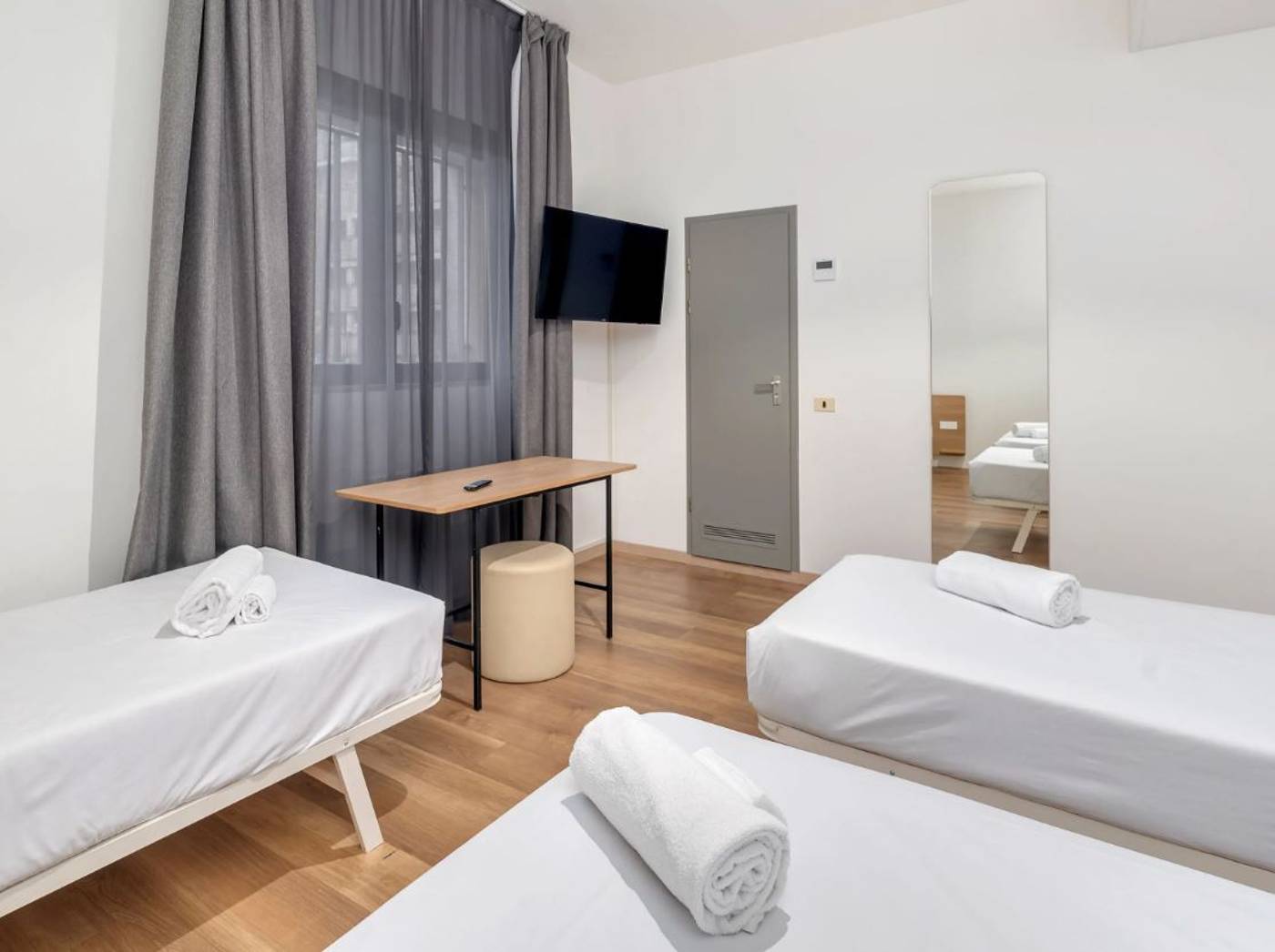 B-B-Hotel-Milano-Ornato-Room-12