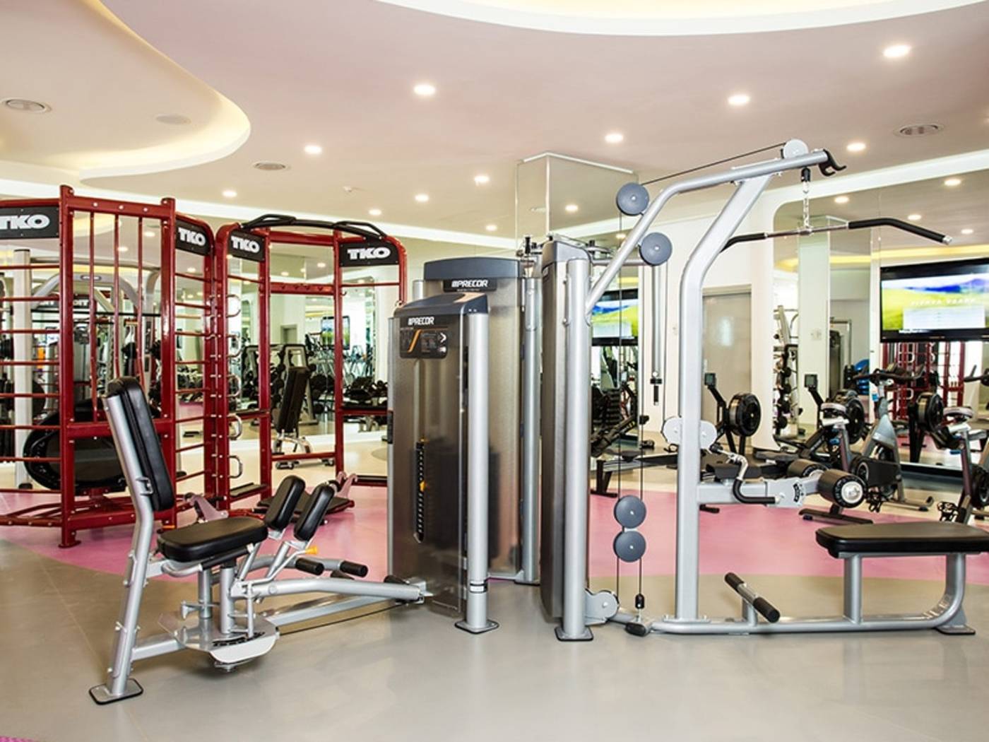 Temptation-Cancun-Resort-Sports-and-Entertainment-81