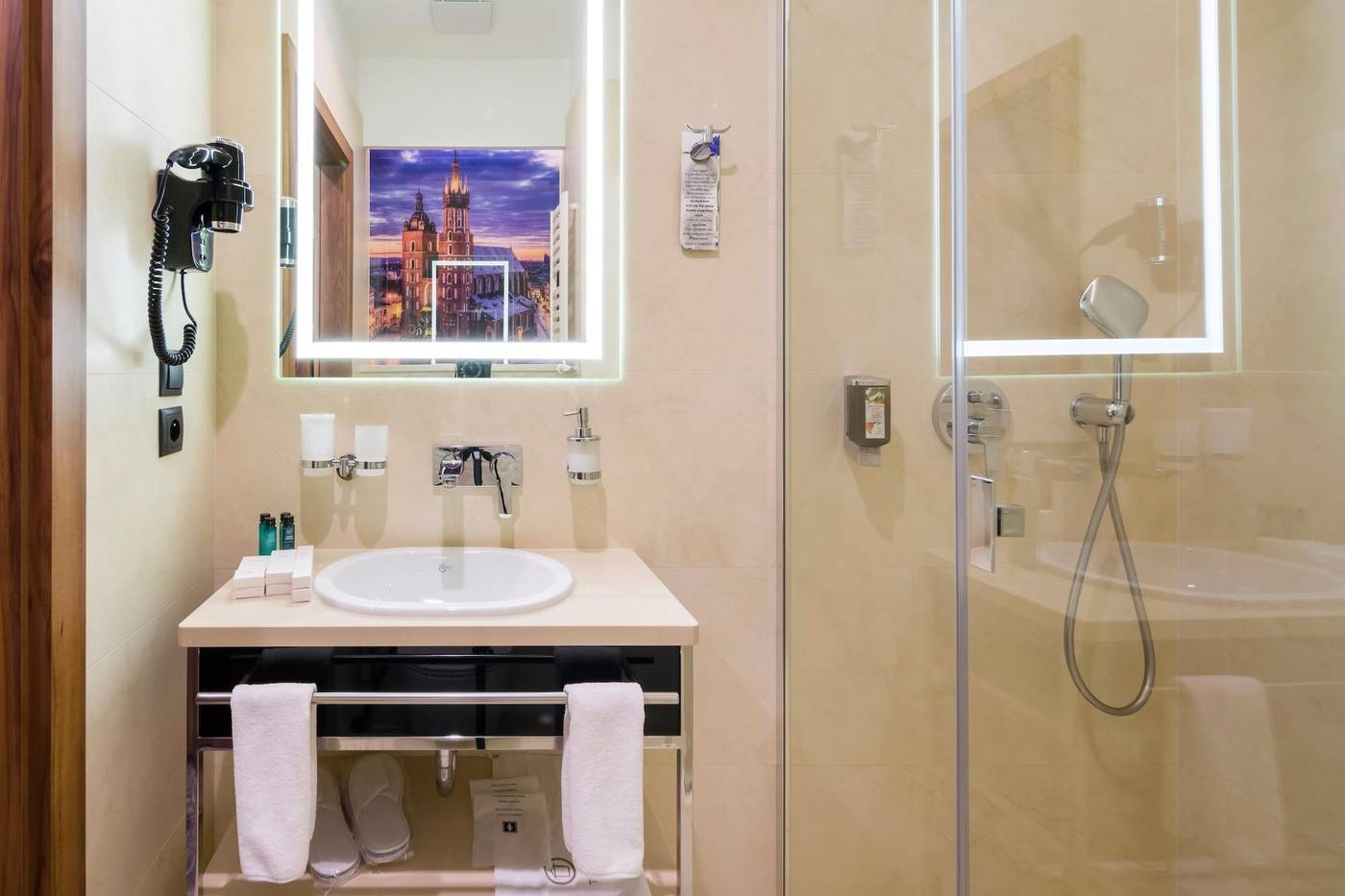 Sky-Hotel-Krakow-Room-31