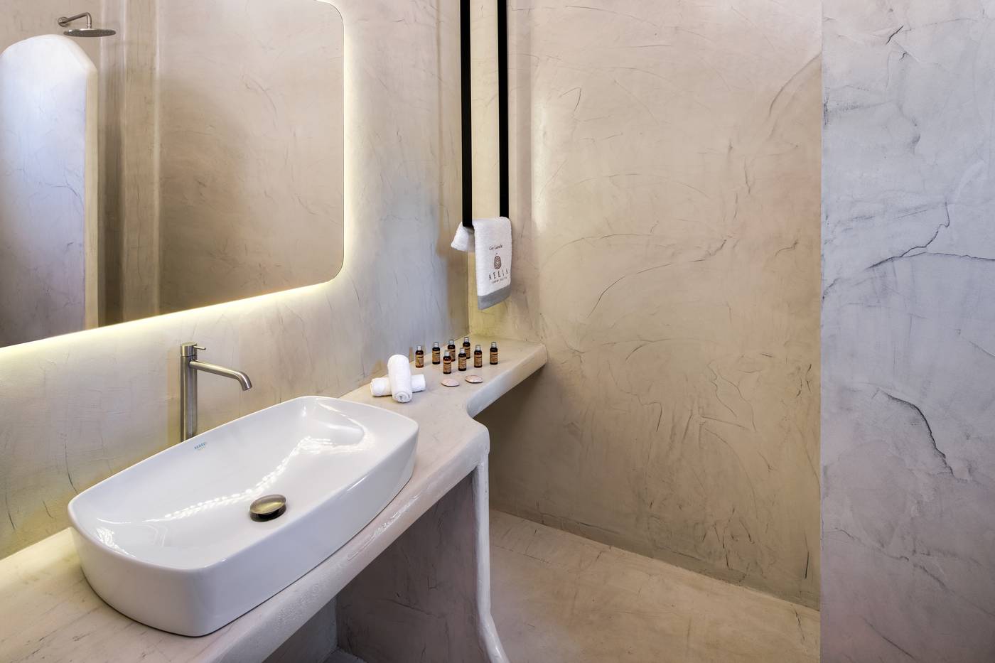 Aelia-Luxury-Suites-Room-50