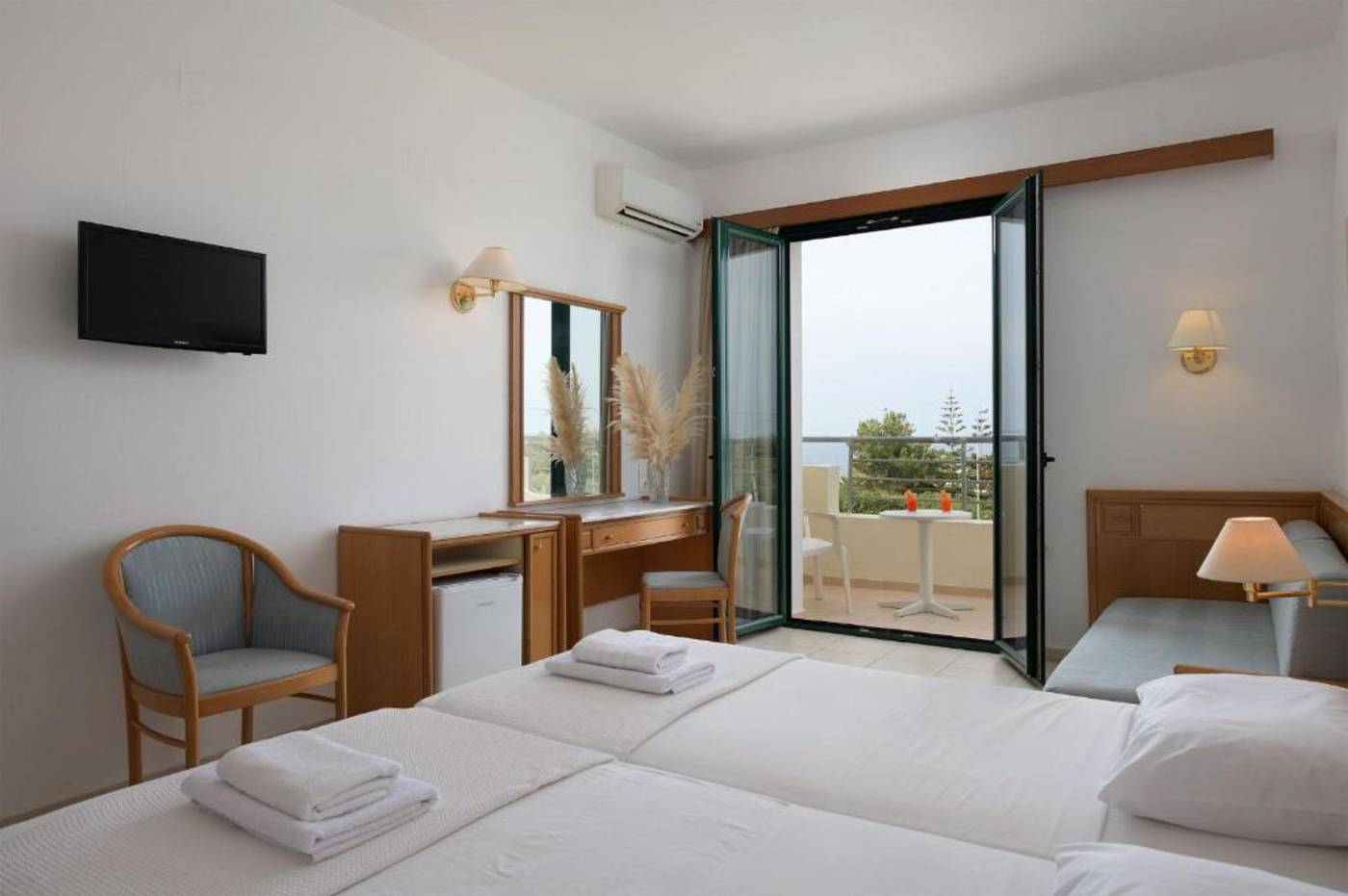 Azul-Eco-Hotel-Room-15