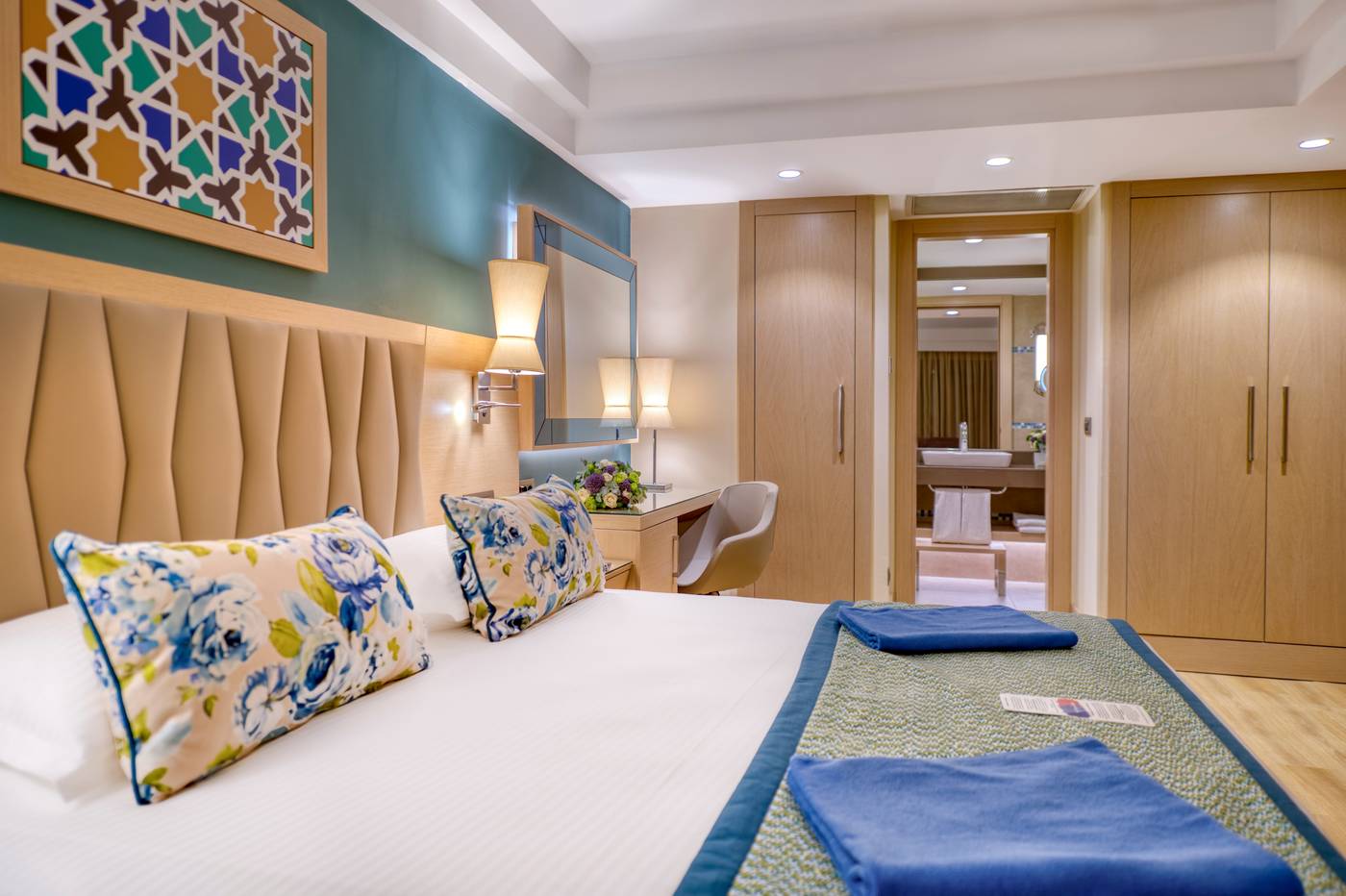 Club-Mega-Saray-Room-41