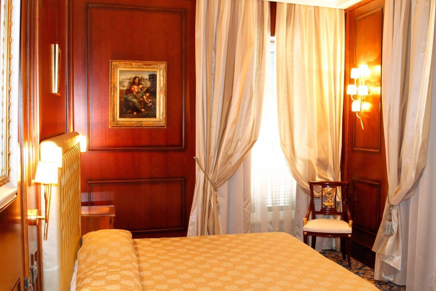 Boutique-Hotel-Trevi-Room-8