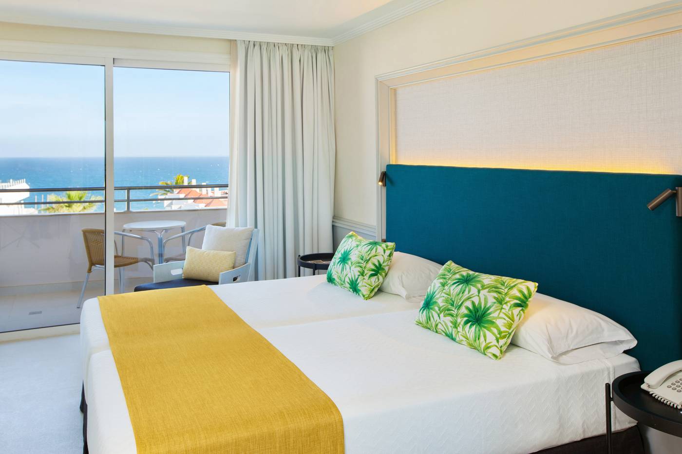 Corallium-Dunamar-by-Lopesan-Hotels-Room-19