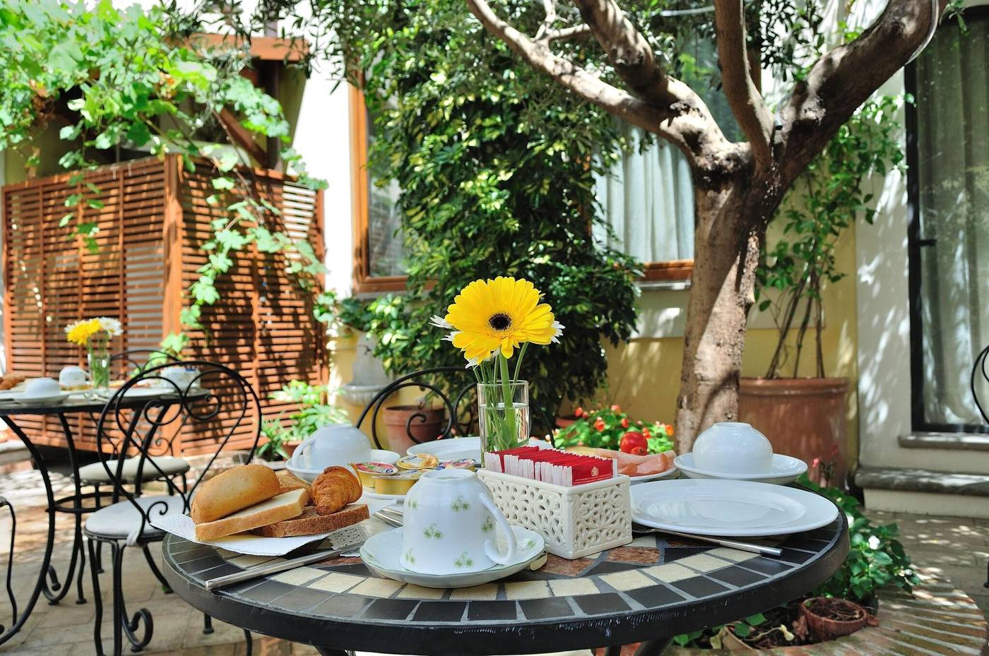 Relais-Le-Clarisse-Restaurant-25