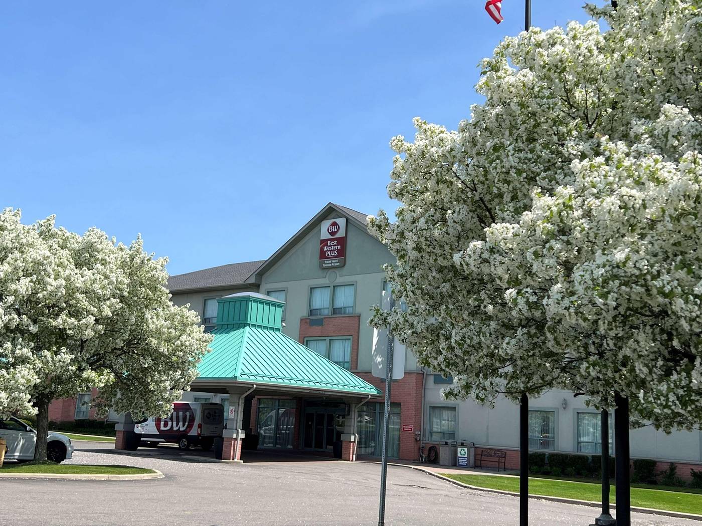 Best Western Plus Travel Hotel Toronto Airport-Canada-Toronto-General view-10