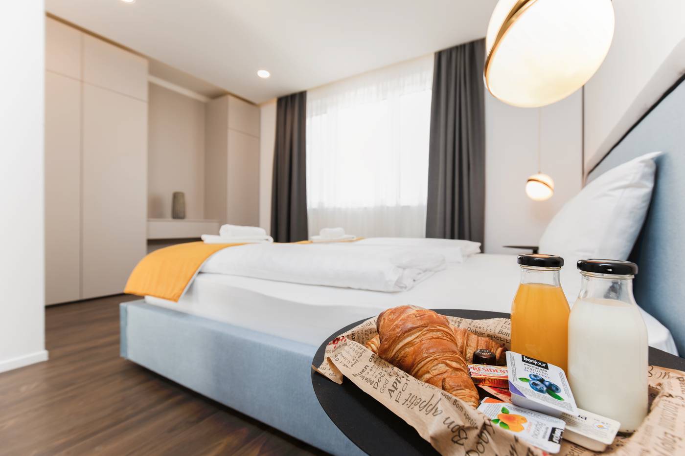 The-Amberlyn-Suite-Hotel-Room-60