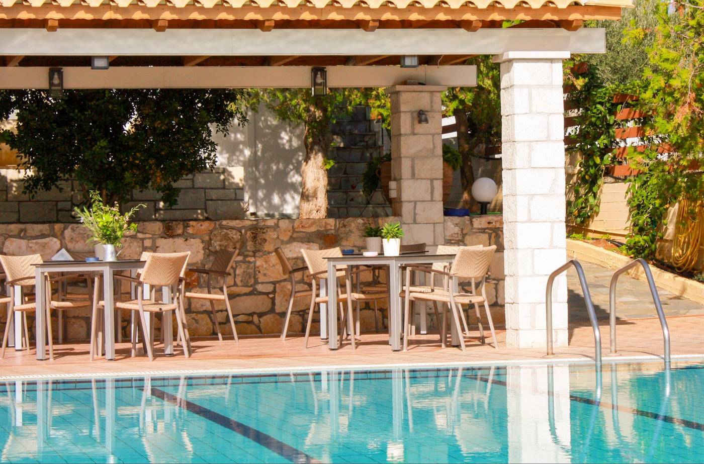 Villa-Vicky-Hersonissos-Restaurant-5