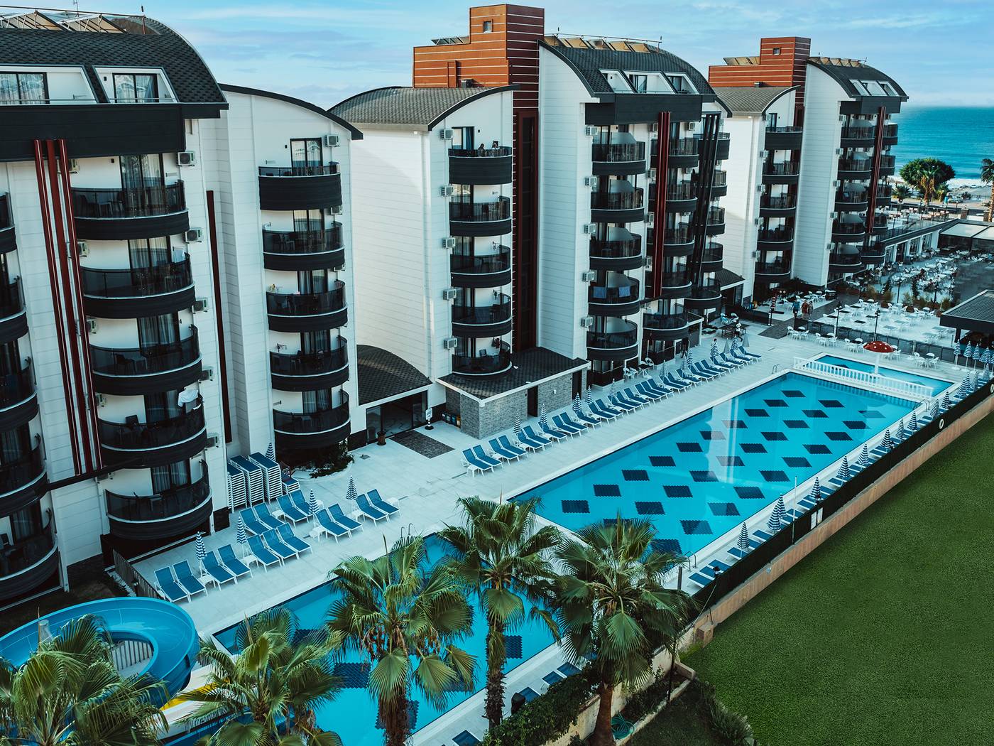 Grand Uysal Beach & Spa Hotel - Alanya, Antalya - On The Beach