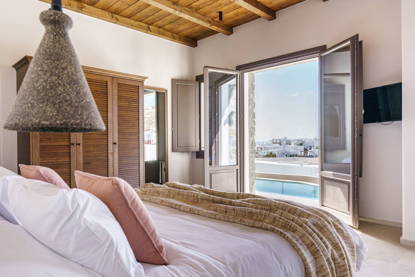 Pelican-Bay---Art-Hotel-Room-29