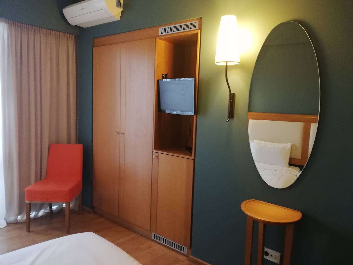 Olympic-Room-5