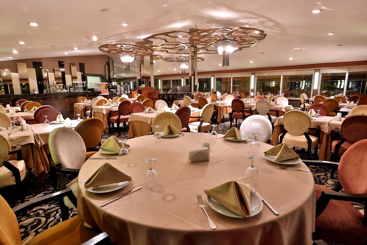 Hotel-Zurich-Istanbul-Restaurant-39