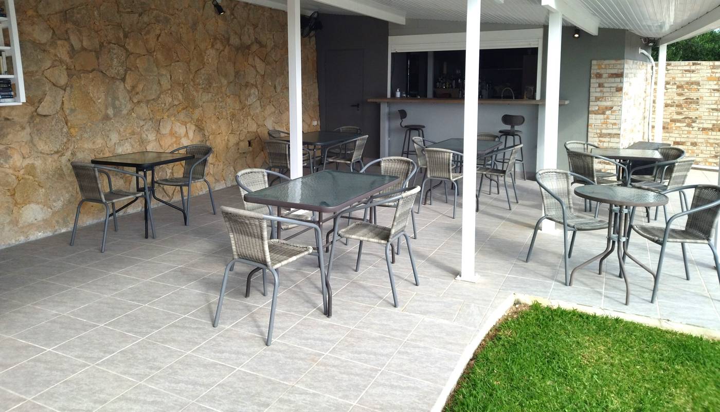 Lagoon-View-Apartments---Adults-Only-Bar-6