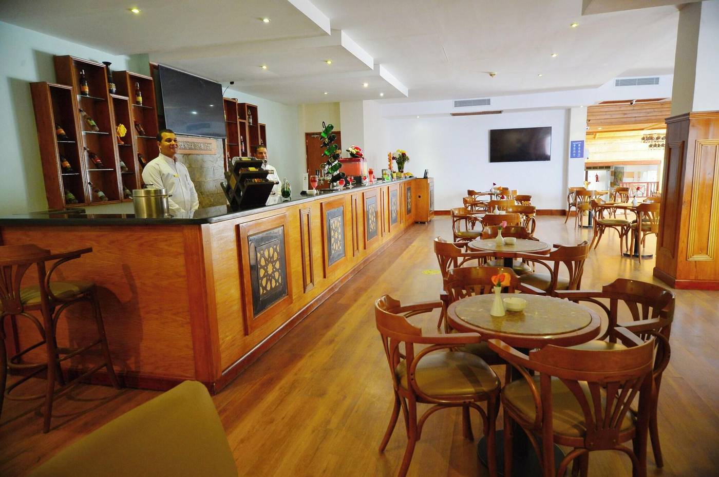 Falcon-Naama-Star-Hotel-Bar-44